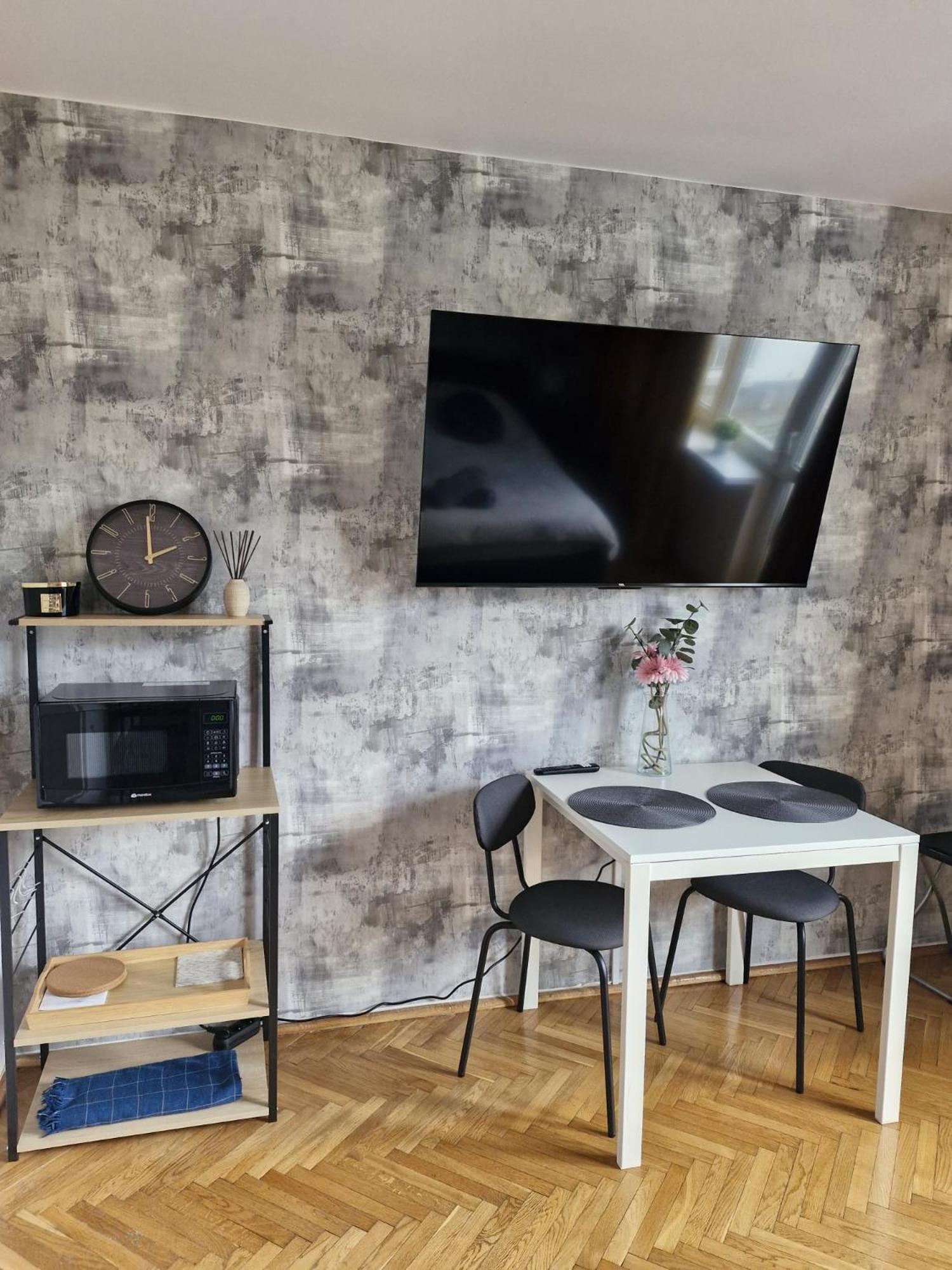 Super Central, Amazing View! 55"Smart Tv & Fast Wifi Warsaw Exterior photo